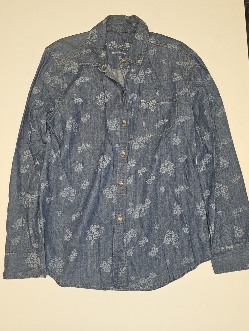 NWT | L | Bullhead Black | Floral Denim Button Up Shirt Lightweight Chambray Top